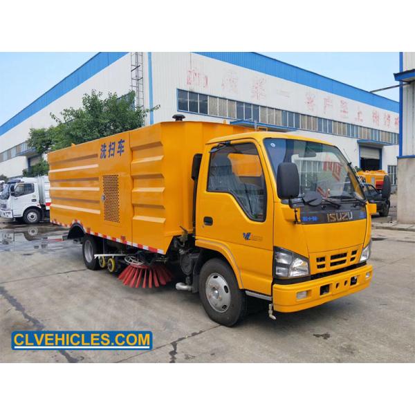 ISUZU N Series Road Washing Truck 130hp 5000L Euro 4 Emission Standard