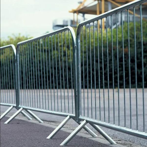 Sustainable Car 47 Metal Crowd Barriers Temporary Pool Fence