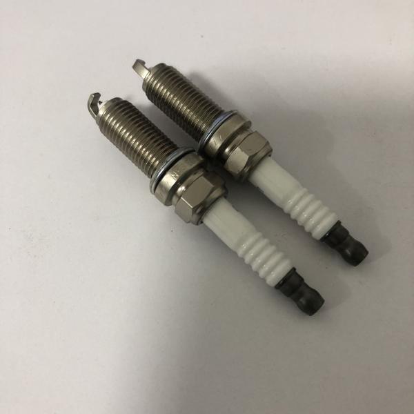 China Power Auto Iridium Spark Plug 90919-01253 SC20HR11 Platinum Ignition Spare Part for Prius Rush Ex Hilux Gasoline