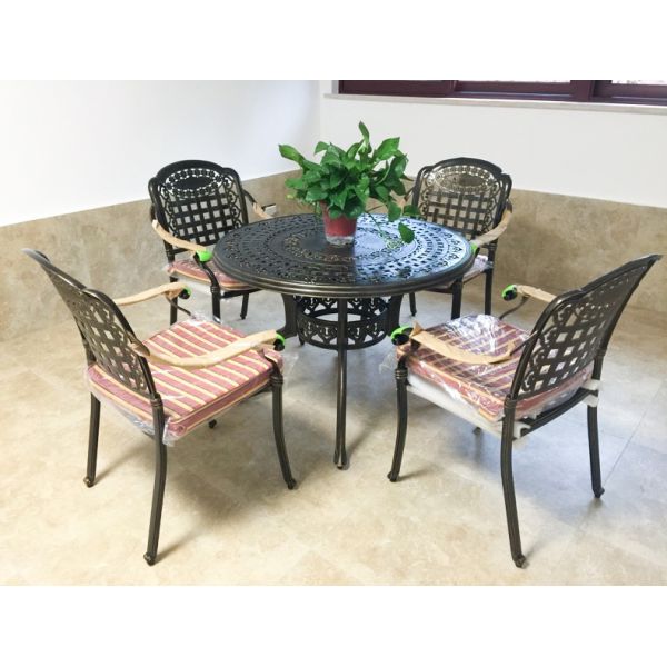 Patio Outdoor Furniture Leisure Balcony Garden Metal Table and Chairs Sets for Cafe and Dining