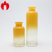 Impression de la bouteille cosmétique en verre de parfum avec la pulvérisation