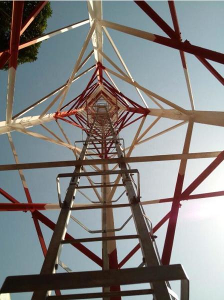 Apoio de aço do auto da torre das telecomunicações da galvanização do RDS RDU