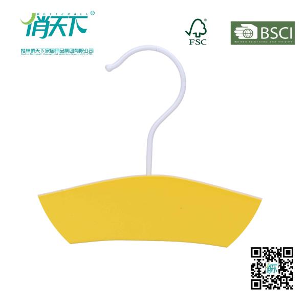Betterall Four Color Lovely Wood Baby Hangers Wholesale