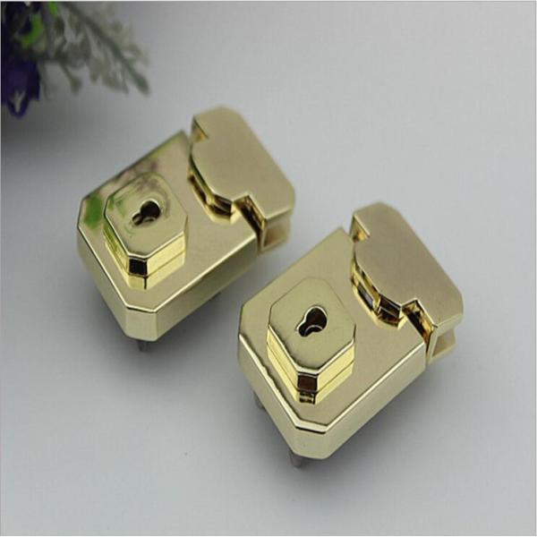 Wholesale zinc alloy hardware accessories shiny gold metal purse turn lock for leather wallets