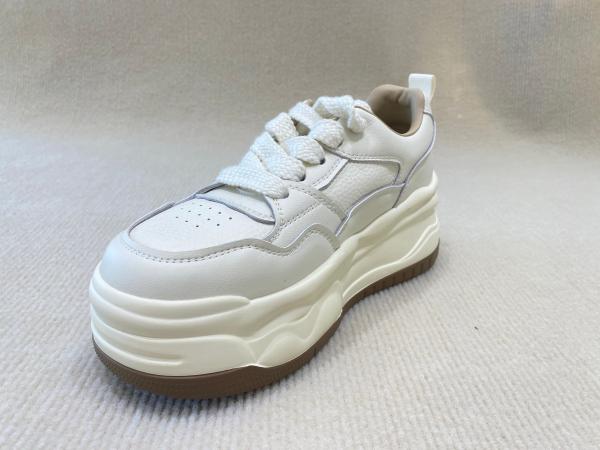 Heightening White Trainers Women Pigskin Insole Ladies Trainers