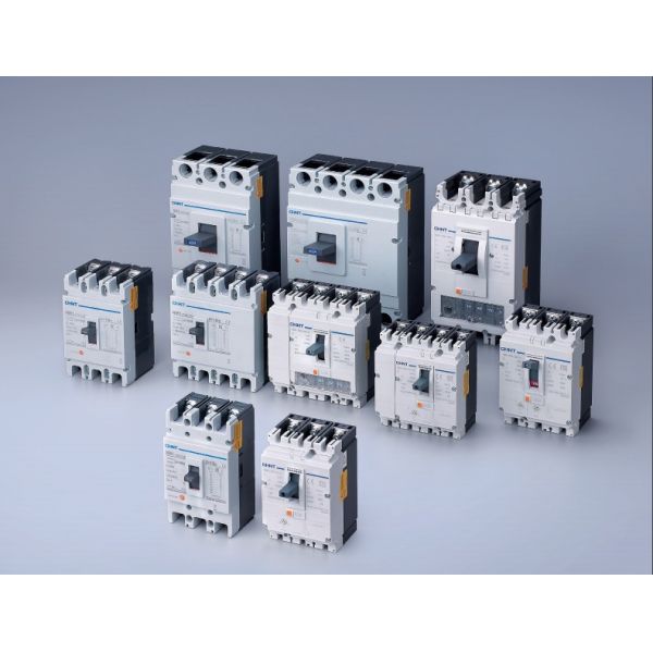 MCCB Plastic Case Circuit Breaker 125A 250A 400A 630A 800A For Circuit Protection