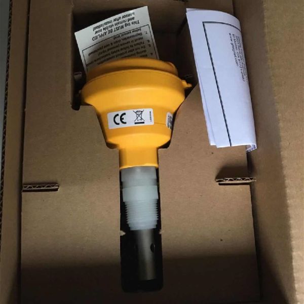 GF Signet Type 2850 Conductivity Resistivity Sensor for Water Treatment Monitoring with Plastic Material and Universal Motor Type