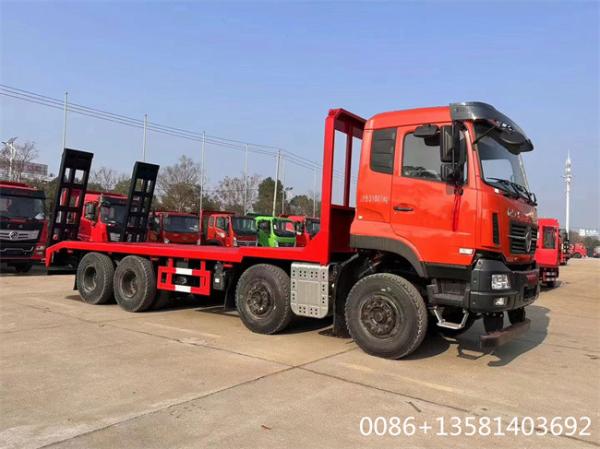 Chine 30 tonnes Grand camion de récupération à lit plat Dongfeng 8x4 camion de traction à lit plat