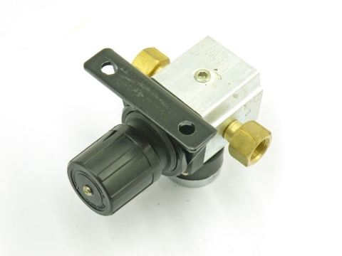 RL3512KB Air Pressure Regulator Valve Assembly For SHACMAN
