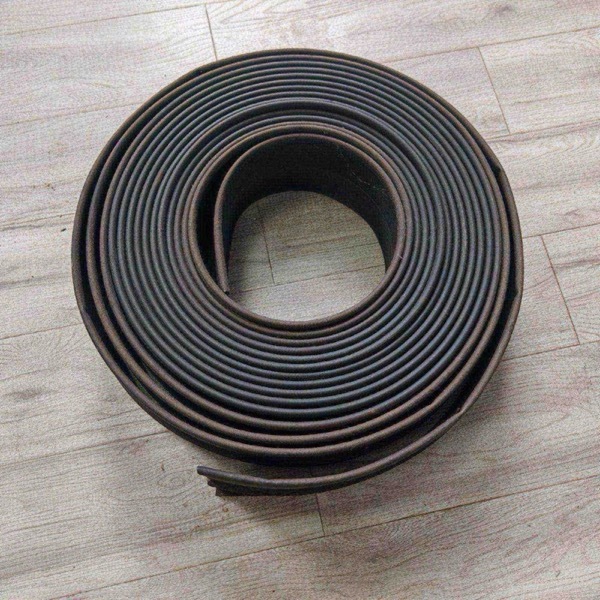 Pathways Recycled Plastic Garden Edging 4in 10ft Weather Resistant  Flex Wall Edging