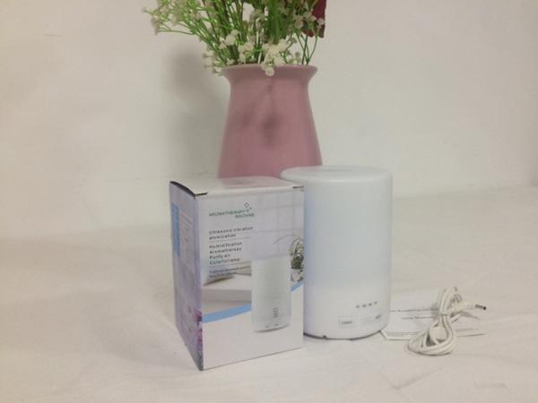 Healthy USB Electric Aroma Diffuser For Spa , Yoga , Conference Room 95 * 95 * 145mm