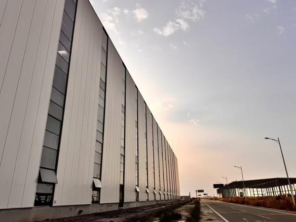 Estructura de acero prefabricada de varios pisos para supermercados, naves y oficinas