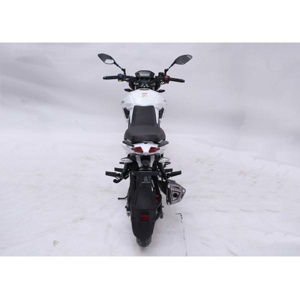 110 KG Dry Weight 125cc Road Bike , Street Sport Motorcycles 14L Capacity Fuel Tank