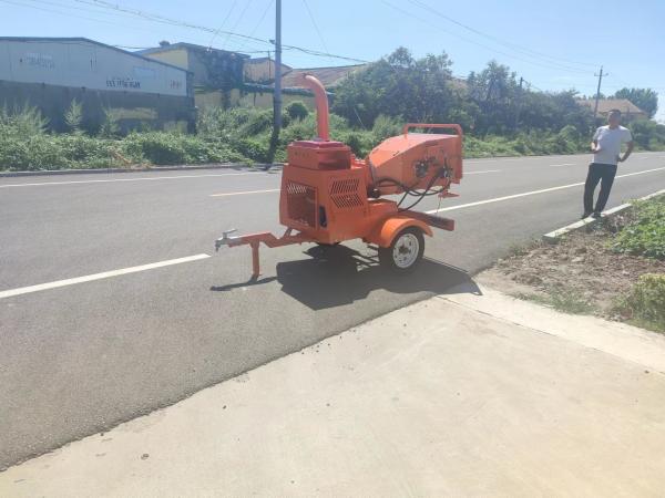 High Horsepower Gasoline Engine Wood Log Shredder Chipper
