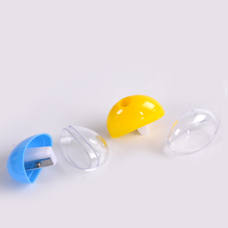 promotion custom round shape plastic novelty cheap pencil sharpener
