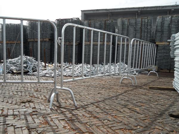 crowd control barrier, pedestrian barrier/portable crowd control barriers