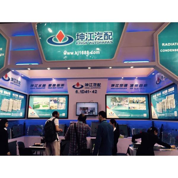 Engine Auto Parts Aluminum V31 Mitsubishi Pajero Radiator Oem MB356156