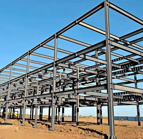 Fabricación de estructuras industriales de acero a medida para aplicaciones de talleres de salón