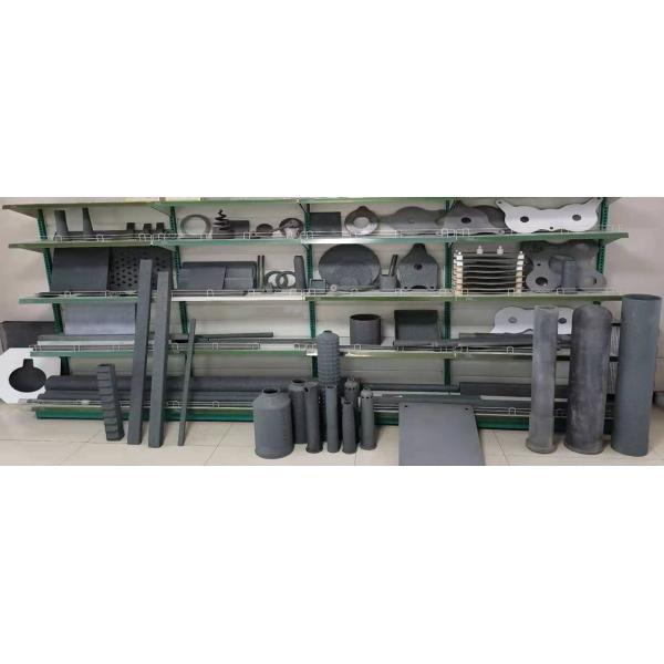 Черный Sic Клетка Керамика Рефракторные плитки Плиты Износ 1600C кислотоустойчивый Кремниевый карбид