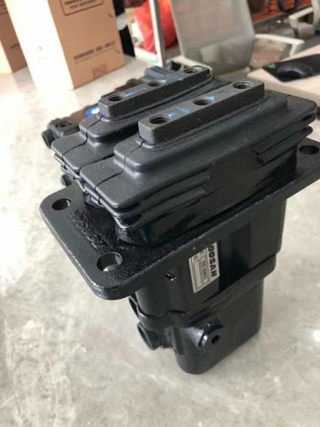 Venda direta de Spare Parts Factory da máquina escavadora da válvula de aspiração da válvula ForK3V112DT R220LC-7 do pedal de HYUNDAI