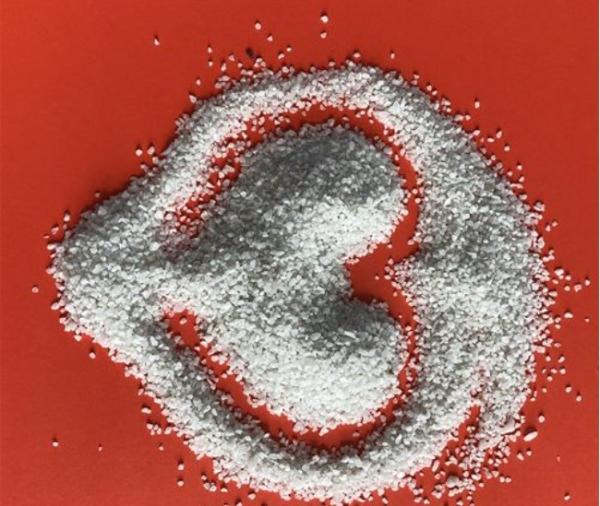 Produtos de hardware de óxido de alumínio branco angular com partículas segmentadas