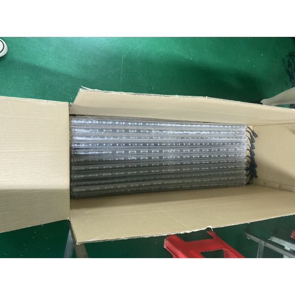 1000mm LED Meteor Lights RGB Full Color Milky White Tube for Outdoor Decorative Application