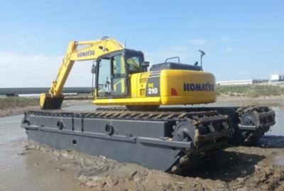 Amphibious Excavator Customizable Floatation Capacity With Drive Motor For Operation In Wetland And Water Projects