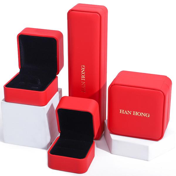 Custom Luxury Velvet Jewelry Packaging Box for Necklace and Bracelet Storage from Hanhong