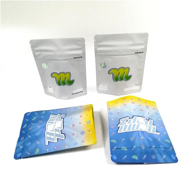 Изготовленная на заказ черная стойка вверх по Childproof застежка-молнии кладет пластиковые мешки в мешки упаковывая сумки цветка пеньки засорителя доказательства запаха съестные