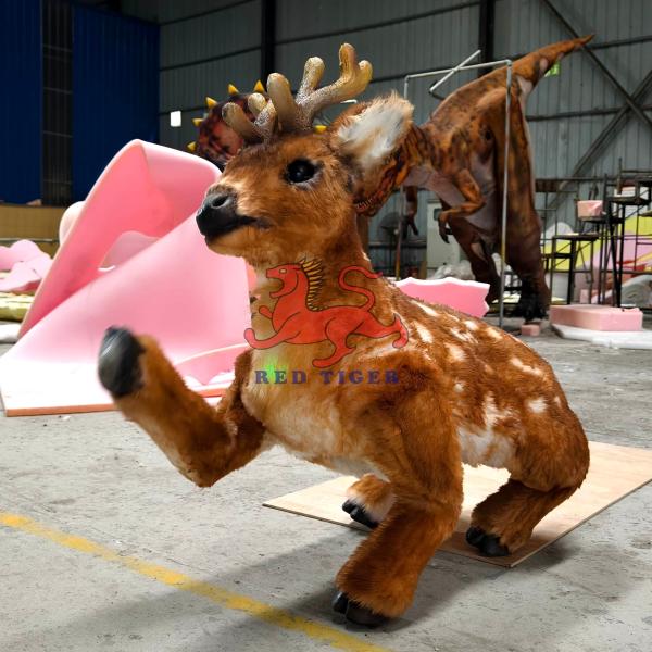 新しいリアルなアニマトロニクスリモコン歩行ロボット動物トナカイロボット犬
