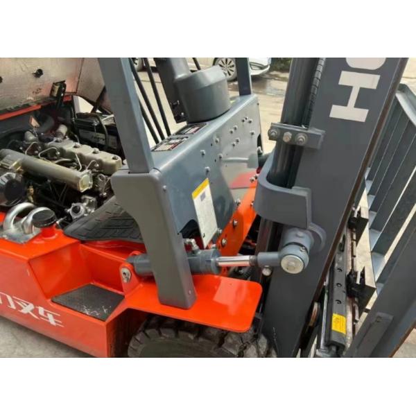 1.5 тонны использованного оборудования для вилочных погрузчиков с сертификацией EPA в хорошем состоянии