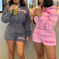 Logo d'impression sur mesure pour femmes deux pièces Hoodie ensemble de coton Sweatsuits Sweatsuits Soleil décoloré Hoodie coupé et ensemble court
