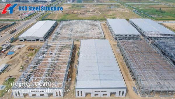 Couche de zinc 80-275g/m2 Jusqu'à 29m Longueur cadre en acier Structure du bâtiment Construction robuste