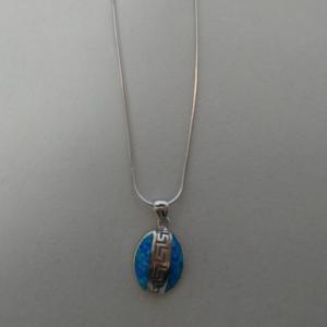 Conception principale Meandros Opal Pendant Necklace With 925 Sterling Silver