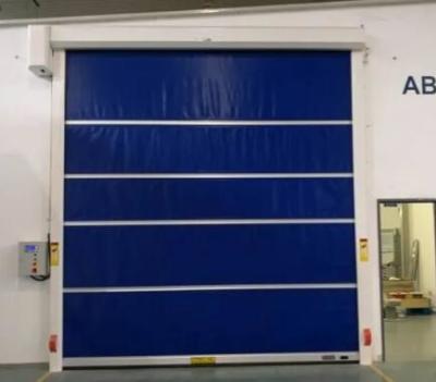 Rápidos aéreos da elevação rápida ativa rápida de alta velocidade automática industrial do desempenho da tela do PVC rolam acima a porta