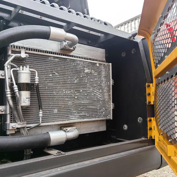 Original Used Volvo EC240 Excavator Hydraulic 134KW 380L Fuel Tank