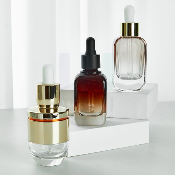 Glass essential oil bottle 15ml 3.5cm 3.5cm 9.5cm small glass bottle designed for essential oils and natural fragrances