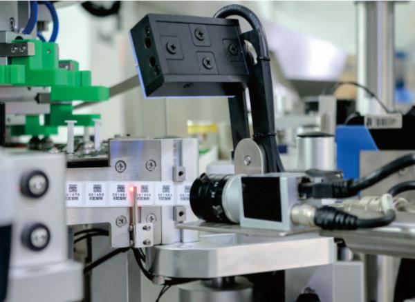 máquina de etiquetado automática 300pcs/minute para la aguja prellenada
