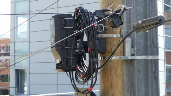 Overhead Fiber Optic Cable Accessories S Hook Fiber Optic Cable Clamps