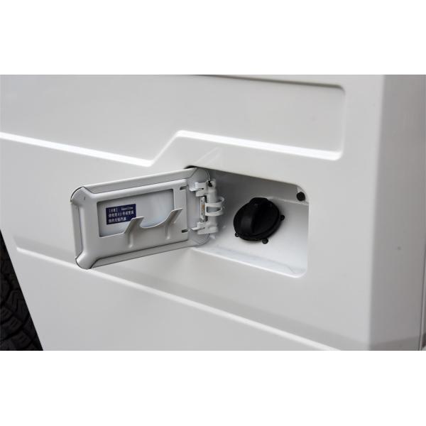 Camioneta de carga de carretera 4x4 diesel de doble fila con asiento del conductor de suspensión aérea