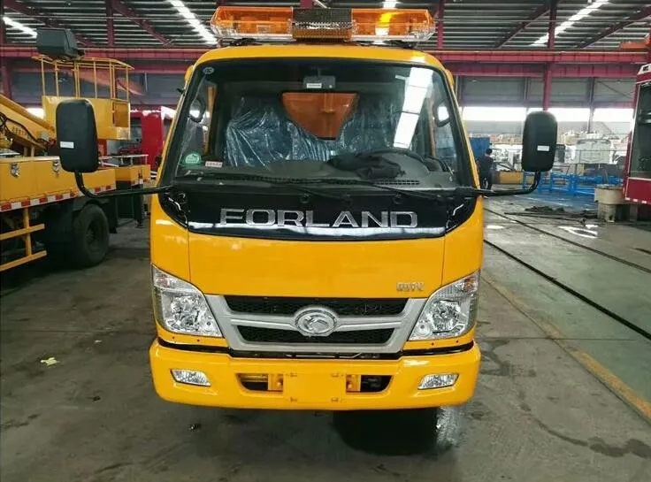 DONGFENG 4X2 Small Mini 3cbm Fire Engine Water Fire Fighting Truck