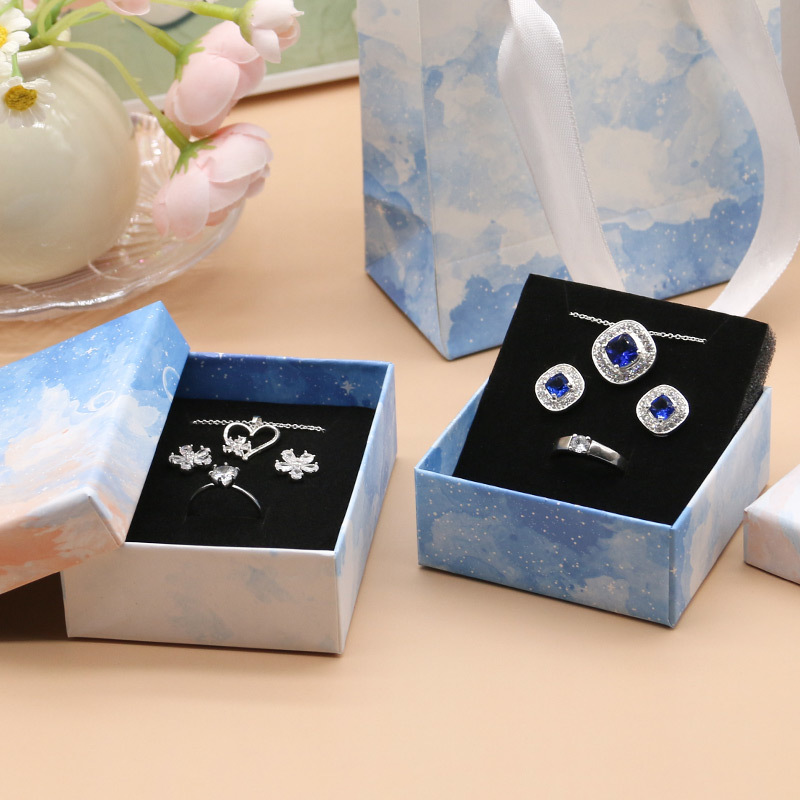 Premium Paper Jewellery Packaging Box For Necklace Set Earrings Ring Fashionable