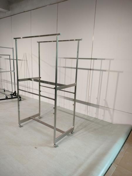 Adjustable Height Boutique Clothing Display Racks With Wheels And Double Rod