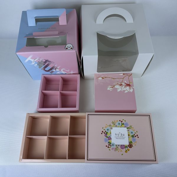 Wholesale Transparent Window Cake Box for Birthday Cakes and Food Box Type Folders with Printing, Embossing, Hotstamping