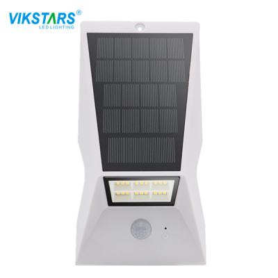18pcs OSRAM 2835 Solar Powered Garden Lights IP65 Waterproof 6000K Color Temperature