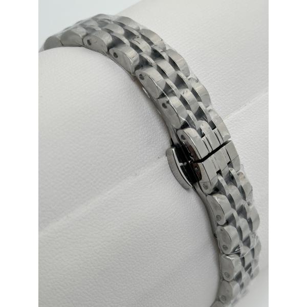 Прочные часы из нержавеющей стали или кожаные и кварцевые