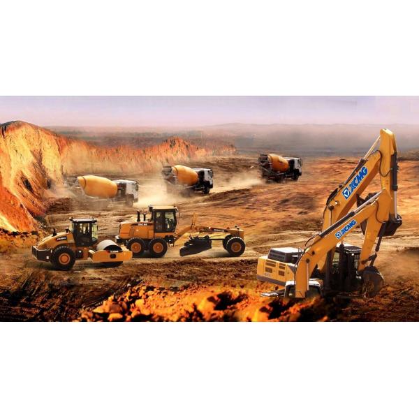 Water Cooling Mini Crawler Excavator , Mini Track Excavator With 2 Plunger Pump