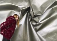 L'unité centrale légère de faux de Cire de polyamide matériel brillant en nylon de tissu de 100% imperméabilisent en bas du tissu de veste