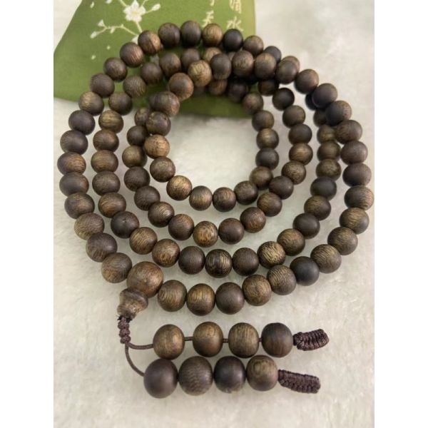 Natural Agarwood Beads Handmade Aromatic Prayer Beads Suitable for Meditation and Spiritual Practices