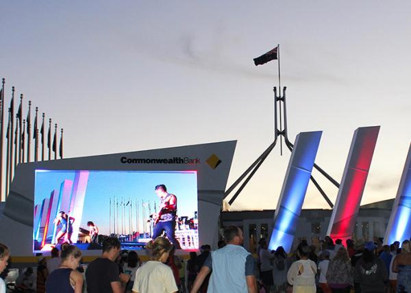 4.81mm Outdoor Rental LED Display Advertising Screen with 500x1000mm Cabinet 52x52 dots